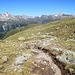 Im Aufstieg zum Lej Muragl (Rückblick zur Bergstation Muottas Muragl)
