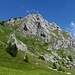 Mit Blick zu unseren ersten Wand mit den beiden Klettersteigen Brunnistöckli und dem Zittergrat