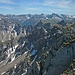 Eine traumhafte Lechtaler Gipfelwelt erwartet den Bergsteiger am höchsten Punkt der Schwarzhanskarspitze.
