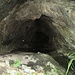 Grotta sul sentiero che scende verso il Foro Francescano