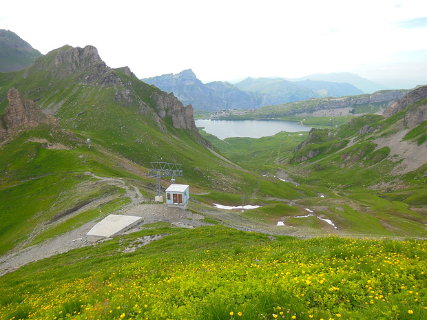 Mein zweiter Schlafplatz, das Jöchl links vom Talistock