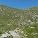  a sinistra in alto la cima del monte Frerone e tutta la dorsale di cresta percorsa fino al passo di Frerone vista dalla mulattiera militare in direzione del passo di Val Fredda