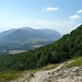 Abstiegsweg mit Blick auf die Montagna del Morrone
