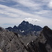Auf dem Gipfel. Blick zum Monviso (3841m) im Osten. Rechts der Pic d´Asti (3219m).