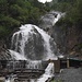 Wasserfall des Leitibaches; gleichzeitig der Start zum Aufstieg, welcher in unzähligen Kehren hoch zur Gfelalp führt