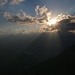 Chamanna Georgy (3202m): Sonnenstrahlen über dem Oberengadin.