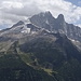 IL versante francese del Monte Bianco visto dal sentiero per il Lac Blanc.