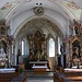 (162) Barocke Pracht in der Pfarrkirche Gaißach bei Bad Tölz. Doch die Uhr (siehe oben) tickt...memento mori!
Unter der Uhr: die KIRCHENBÄNKE 42 bis 54, gesehen von [u vielhygler]