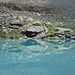 Auch ein See mit milchig-trübem Wasser kann schöne Spiegelbilder malen