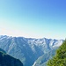 Blick von der Alpe Foiòi aus ins Bavonatal.