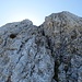 geht es sehr gut durch diesen Kamin nach oben (3 bis 4 von Topo Bergsteigen.com absolut übertrieben)