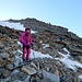 das Gipfelschneefeld wird im Felsaufbau rechts umgangen;
die Temperaturen frostig