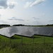 Solaranlage bei Sulzemoos-sie versorgt 325  Haushalte mit Strom. Prognostizierte Einsatzdauer sind 25 Jahre, wenn das stimmt, so ist das eine vernünftige Energiepolitik