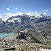 Blick vom Gipfel zur Bergstation Lagalb mit illustrem Hintergrund.