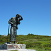 Bronzener Pilger auf der Passhöhe San Roque