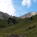 1 - lungo il sentiero per il Rifugio Vallaccia (cima in fondo a destra)