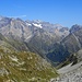 Langer Abstieg zur Alp Cavrein Sura .....