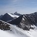 Am Mittleren Bärenkopf öffnet sich der Blick auf die weiteren Gipfel: Klocknerin, Bratschenköpfe und Wiesbachhorn, ganz rechts der Große Bärenkopf
