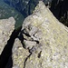 Ometto di vetta della Ciavena Bassa e sotto 1700 m il fondovalle