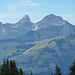 Sicht hinüber zu den Freiburger Alpen