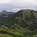 Blick von der Sebenspitze zum Aggenstein, Breitenberg, Vilser Jöchl und Brentenjoch
