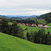 jetzt sind bereits die ersten Häuser von der Stadt St. Gallen in Sichtweite.