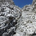 Eine drahtseilgesicherte Kletterpassage zum Südlichen Gleirschtaler Brandjoch