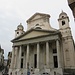 La chiesa della SS. Annunziata del Vastato. Fu eretta nel 1520 ma la facciata neoclassica risale al 1867.