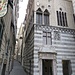 Un'altra delle Case dei Doria in piazza San Matteo.