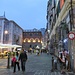 Piazza Rabetta con il Palazzo San Giorgio e l'inizio dei portici di Sottoripa.