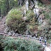 Auf dem Weg zur Hängebrücke