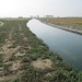 Tratto 7: qui la stradina segue uno dei canali di irrigazione delle risaie della Lomellina. In fondo a sinistra si arriva a Cassolnovo, che si trova già in provincia di Pavia.