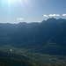 Uno sguardo a valle e a sinistra verso le montagne che delimitano il Parco del Mont Avic.