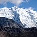 Teleaufnahme des Pemthang Karpo Ri (6830m). 