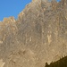 die Südwand der Leutascher Dreitorspitze, vom Beginn des Puitental aus gesehen