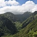 selten sieht man die Bergspitzen auf West-Maui, die Wolken stauen sich gerne an den Gipfeln der Berge, welche zwischen 900 bis 1500 müM hoch sind