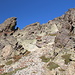 Im Aufstieg vom Refuge de l'Erco zum Monte Cinto - Mittlerweile auf einer Höhe von ca. 2.250 m, wo uns immer mehr Fels umgibt.