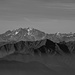 Monte Rosa und Matterhorn rechts 