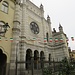 La Sinagoga di Vercelli, opera dell'architetto Giuseppe Locarni fu edificata fra il 1874 ed il 1878. La facciata è in stile moresco ed è caratterizzata da fasce alternate in arenaria bianca ed azzurra. Il portico a colonne  è sormontato dalle Tavole della Legge e da un grande rosone.