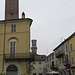 Via Gioberti con la Torre del Comune e, sullo sfondo, la Torre dell'Angelo, entrambe medioevali. 