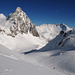 Descente du Piz Ursera sur Saoseo, au fond le Corn da Camp