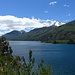 Auf der Fahrt von Bariloche nach El Bolsón. Auch dieser Streckenabschnitt führt an unzähligen Seen vorbei, durch unberührte Wildnis.