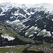 Alpbach mit Bergen der Kitzbühler Alpen