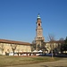 La torre del Bramante dal cortile interno del castello. Questa torre servì da modella per la ricostruzione della torre del Filarete del Castello Sforzesco di Milano.