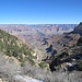 Blick über den Grand Canyon vom Einstieg des Bright Angel Trail hinüber zum North Rim.