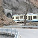 Die Centovalli-Bahn wechselt von Brücken zu Tunnels