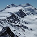 Cevedale und Zufallspitze herangezoomt. Im Vordergrund die Kreilspitze, im Sommer 1987 bestiegen, da das Wetter zu schlecht für die Königsspitze war.