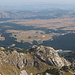 Bobotov kuk - Blick vom Gipfel in Richtung Crno jezero und Žabljak. Auch der Verlauf der Tara-Schlucht ist zu erahnen.
