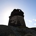 L'antica Torre di Punta dello Zenobito, lasciata dalla Repubblica di Genova ed ancora maestosa guardiana dell'isola