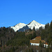 Bei Laz zeigen sich die ersten Gipfel des Walserkamms.